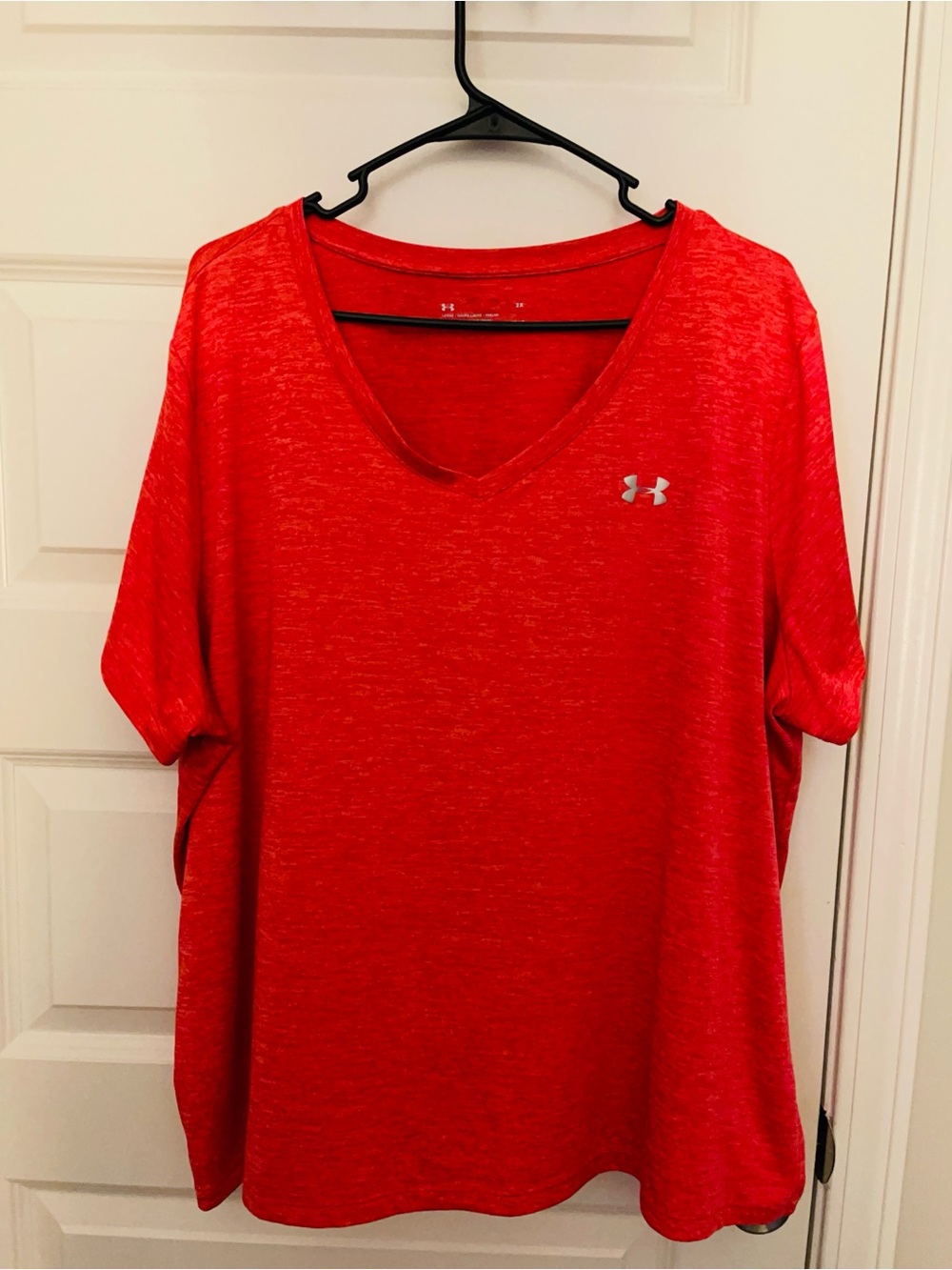 Under Armour Women's Coral V-Neck Short Sleeve Tee - Picture 5 of 5